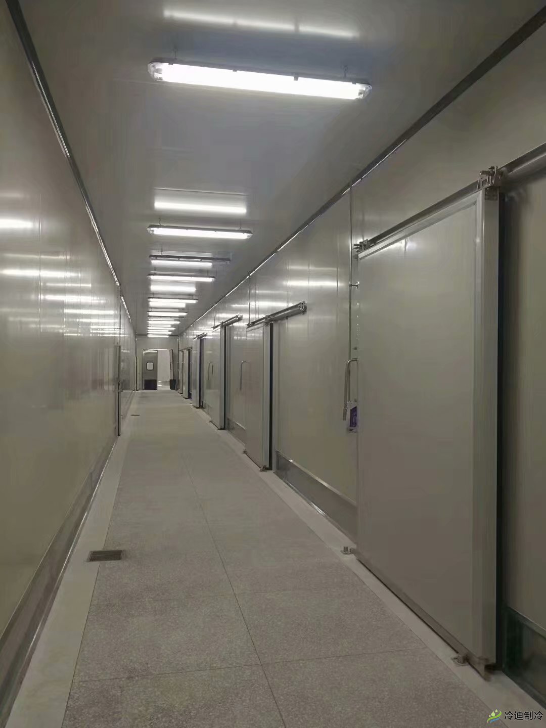 在上海建一個50平方的冷庫大概需要多少錢?(圖1) 在上海建一個50平方的冷庫大概需要多少錢?(圖1)